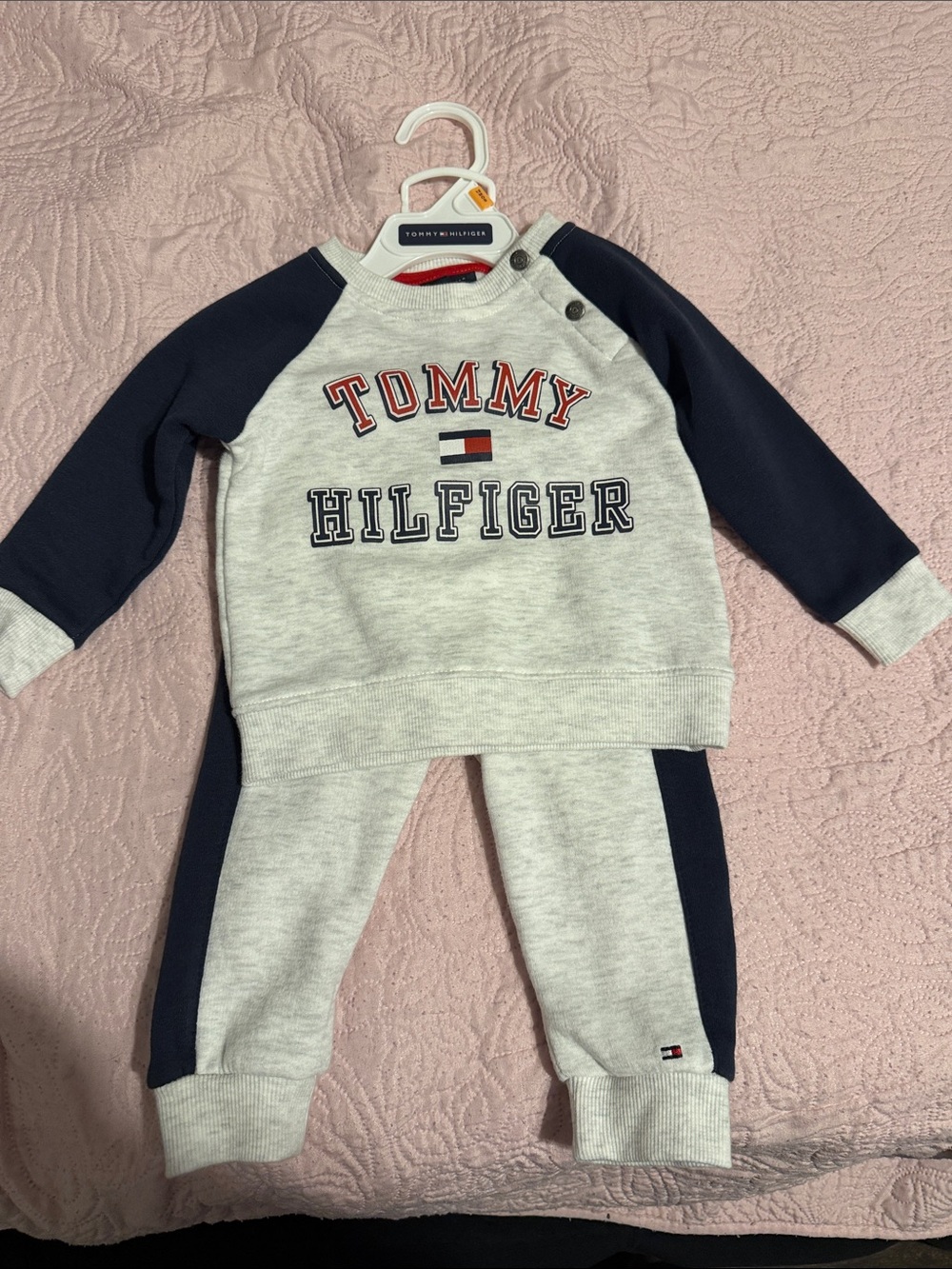 Tommy Hilfiger Gray & Navy Logo Sweatshirt and Joggers Set